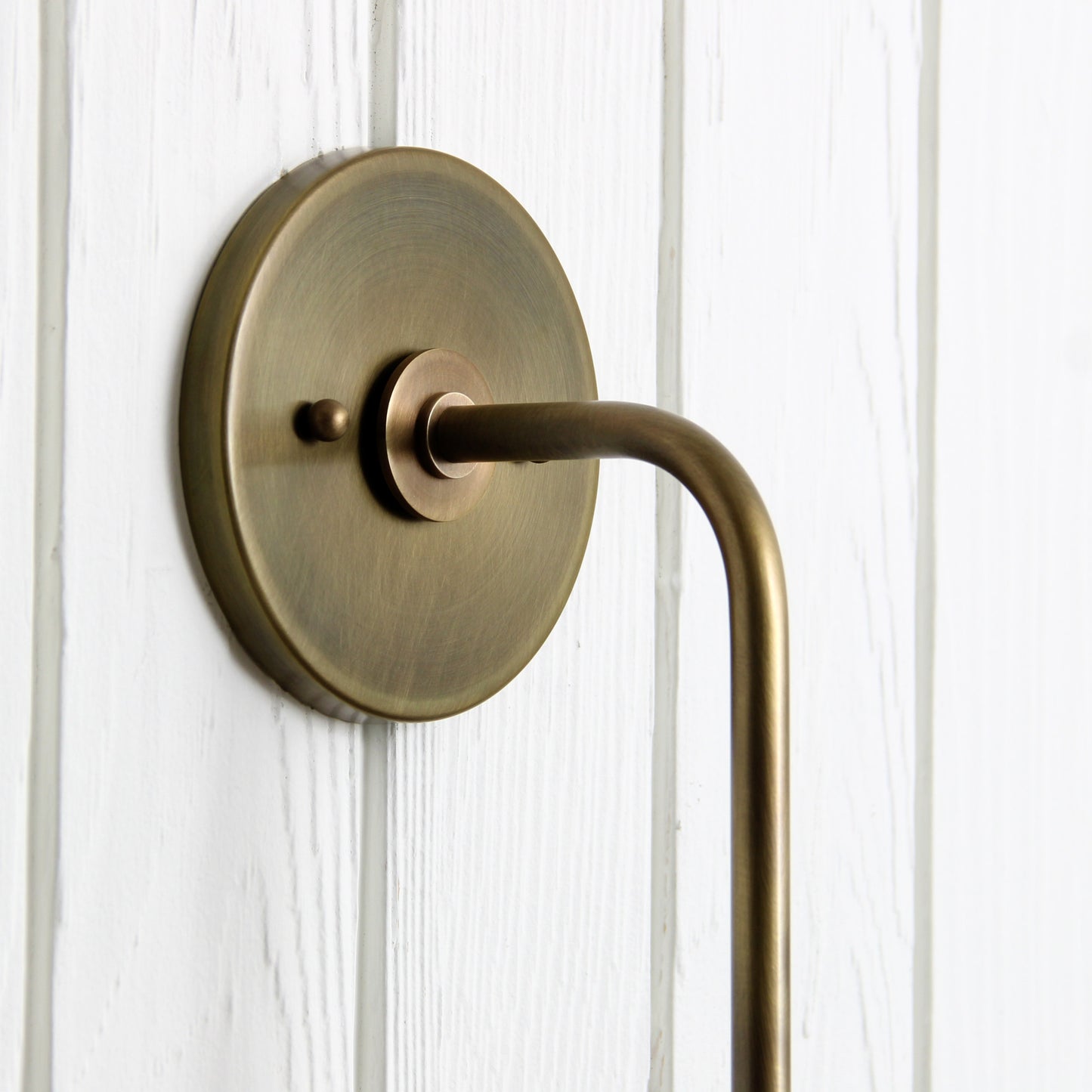Dondo Wall Sconce in Aged Brass