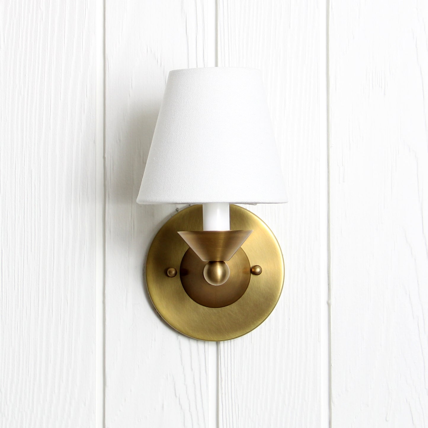 Hareford Wall Sconce in Heritage Brass