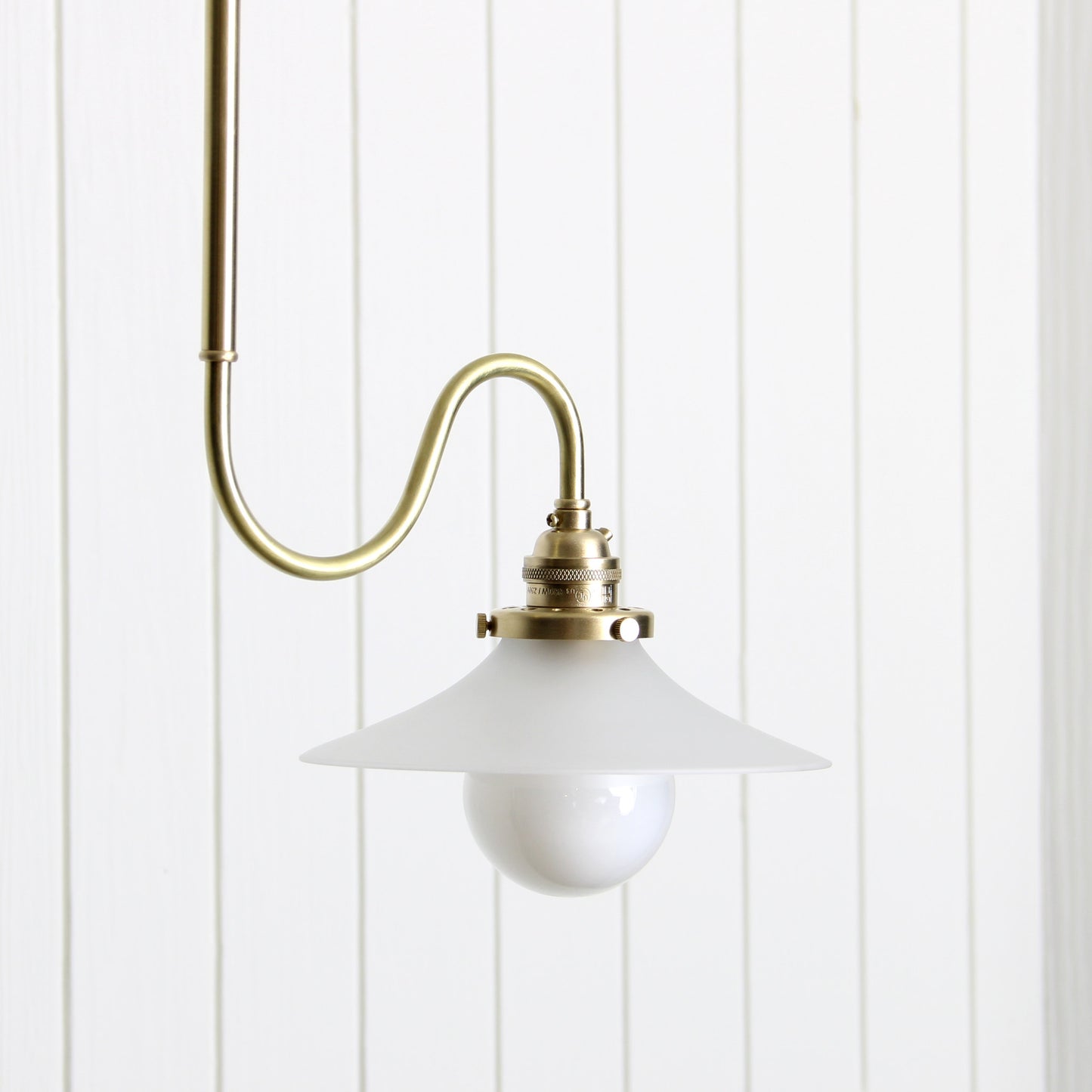 Ondu Pendant in Classic Brass w/Frosted Glass