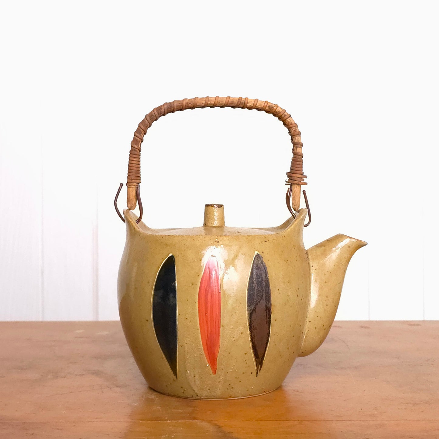 Vintage Japanese reed handle earthenware teapot
