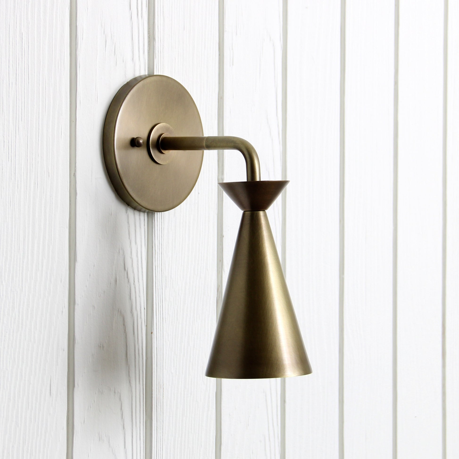 Arden Wall Sconce in Aged Brass