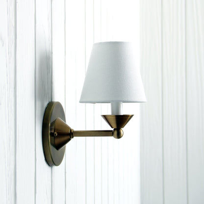 Hareford Wall Sconce in Heritage Brass