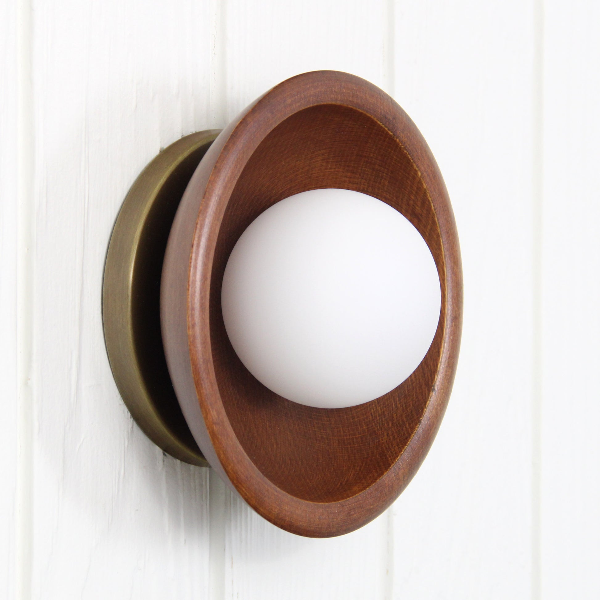 Kulho Flush Mount 100 in Aged Brass