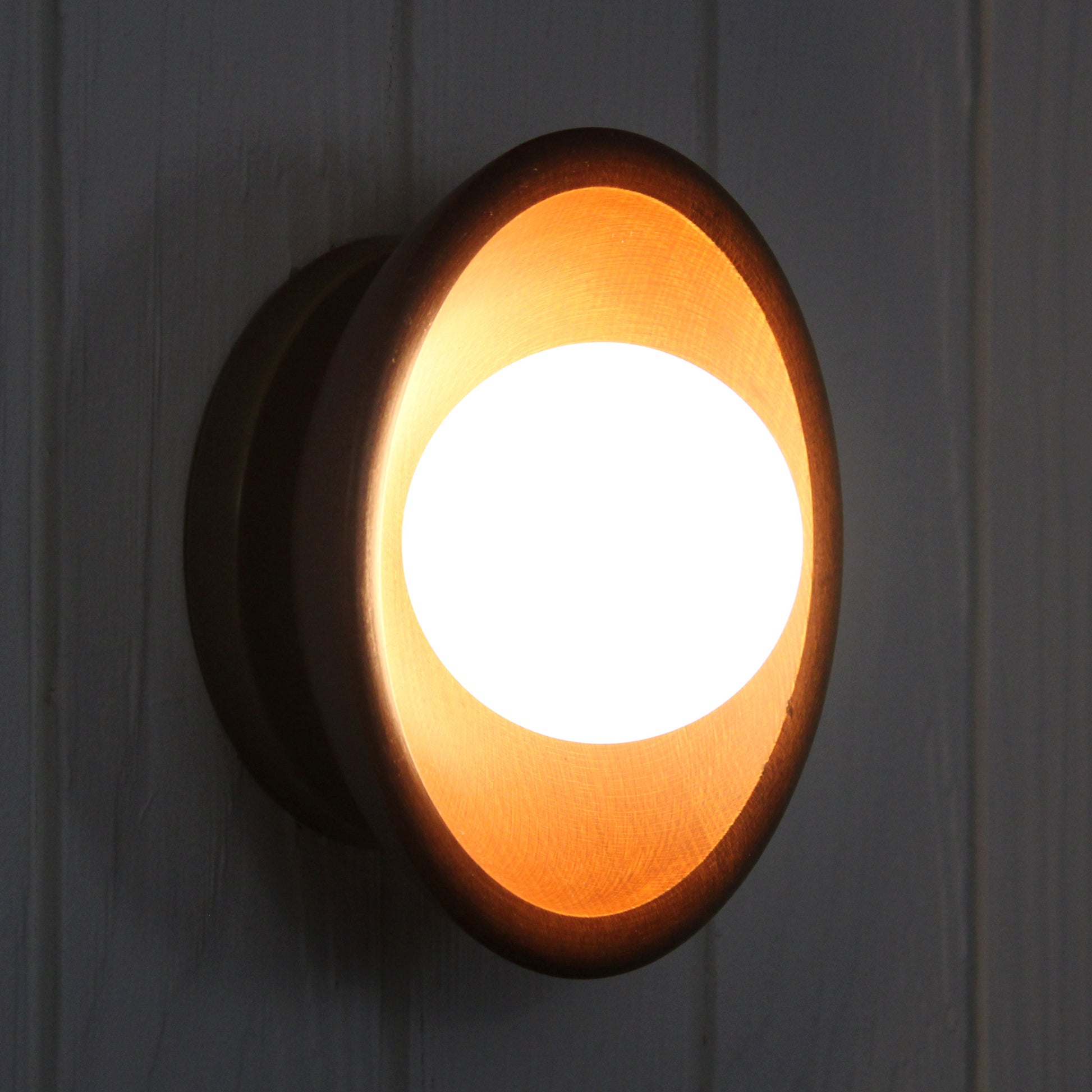 Kulho Flush Mount 100 in Aged Brass