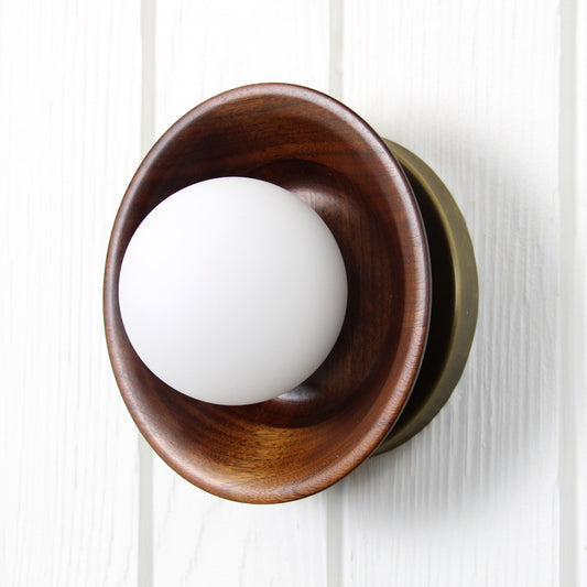 Kulho Flush Mount 101 in Aged Brass