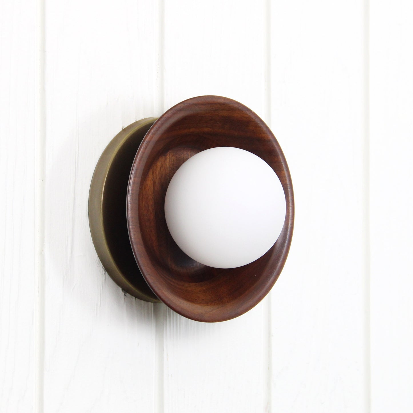 Kulho Flush Mount 101 in Aged Brass