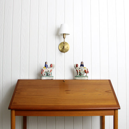 Oyère Wall Sconce in Heritage Brass