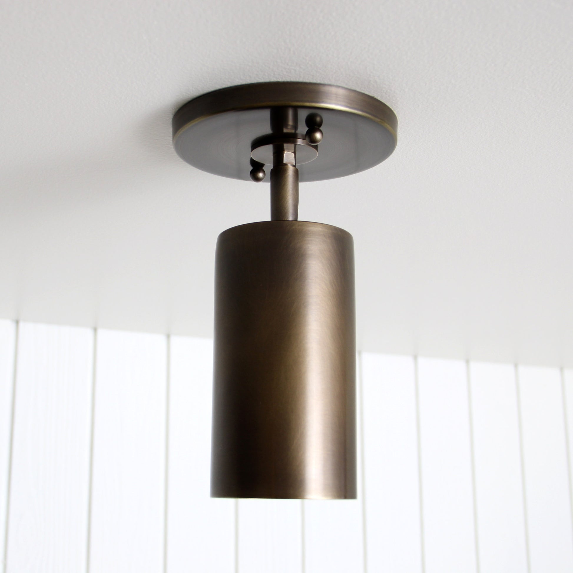 Post Flush Mount Swivel in Antique Brass