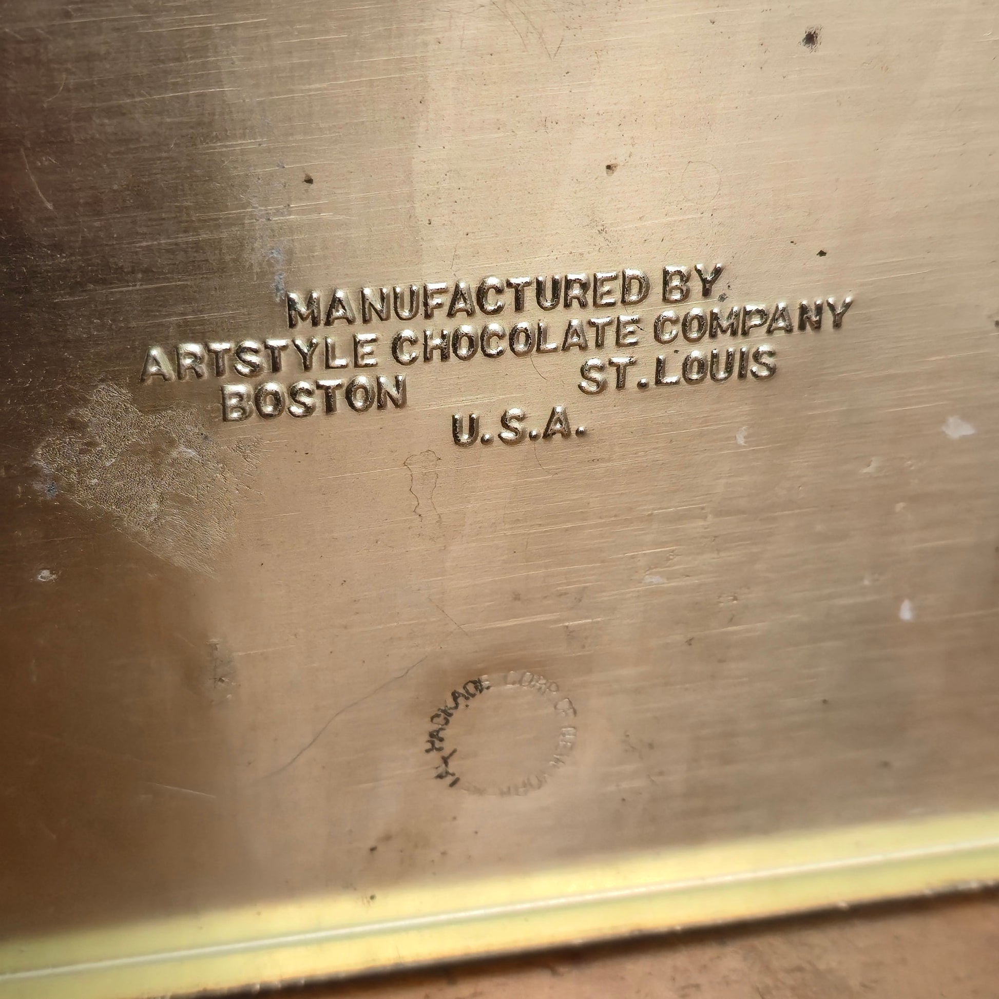 1920s Artstyle nouveau metal candy tin bottom stamp