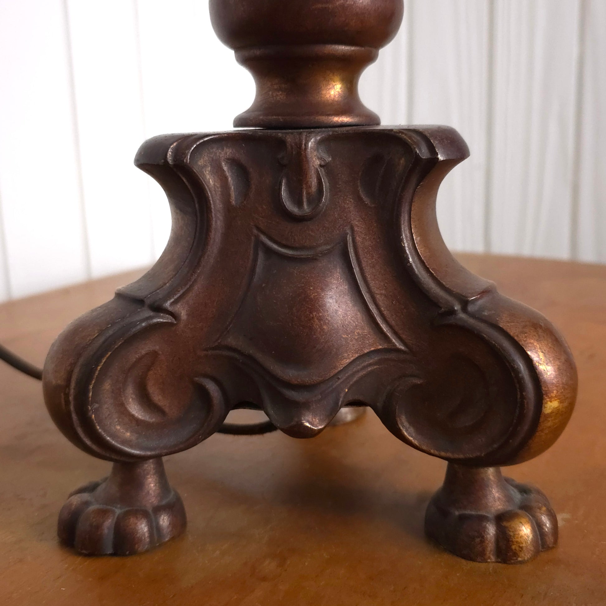 Base detail of Frederick Cooper Brass Animal Paw Footed Table Lamp