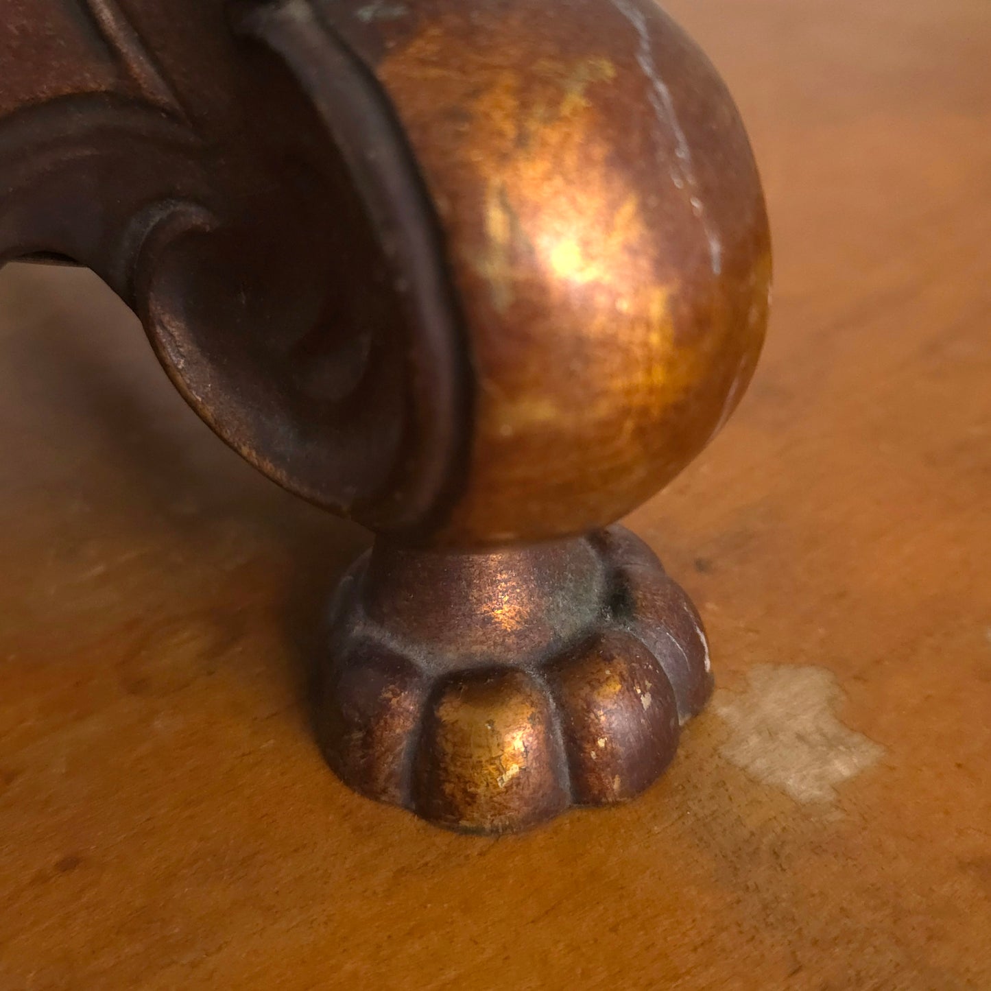 Foot detail of Frederick Cooper Brass Animal Paw Footed Table Lamp