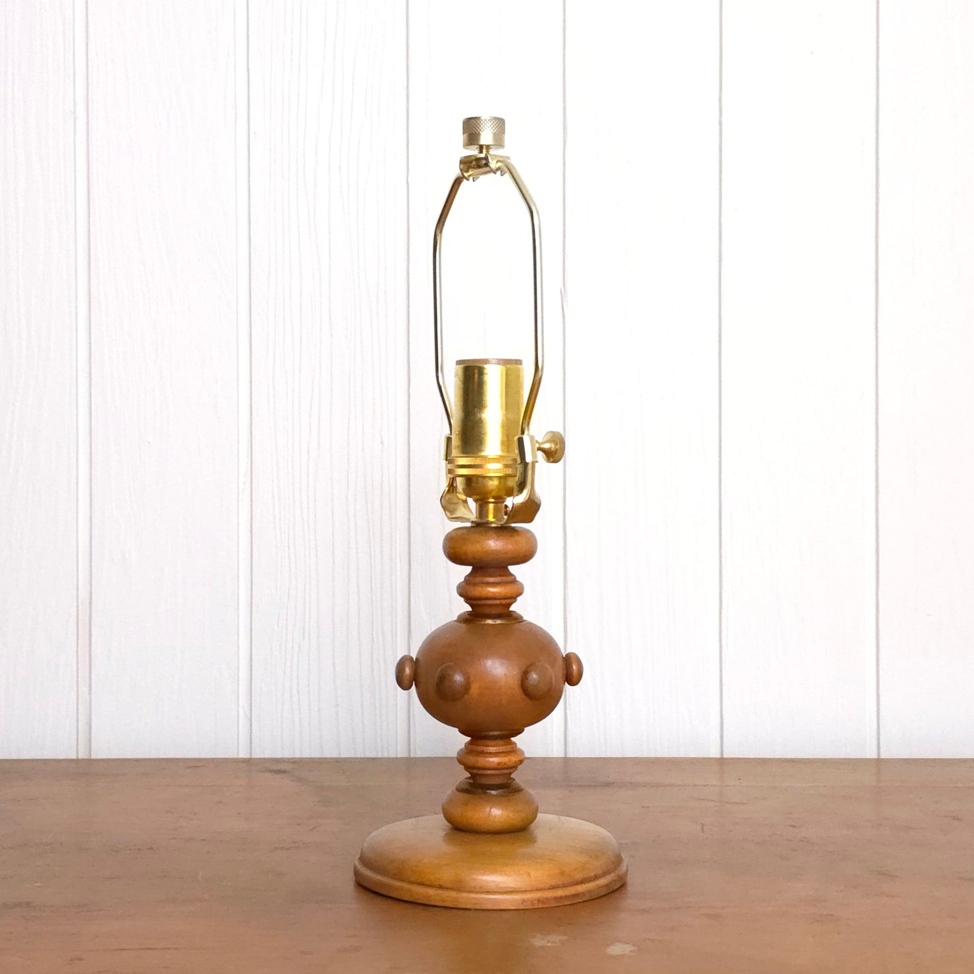 Vintage Folk Art Knobby Spindle Wooden Table Lamp