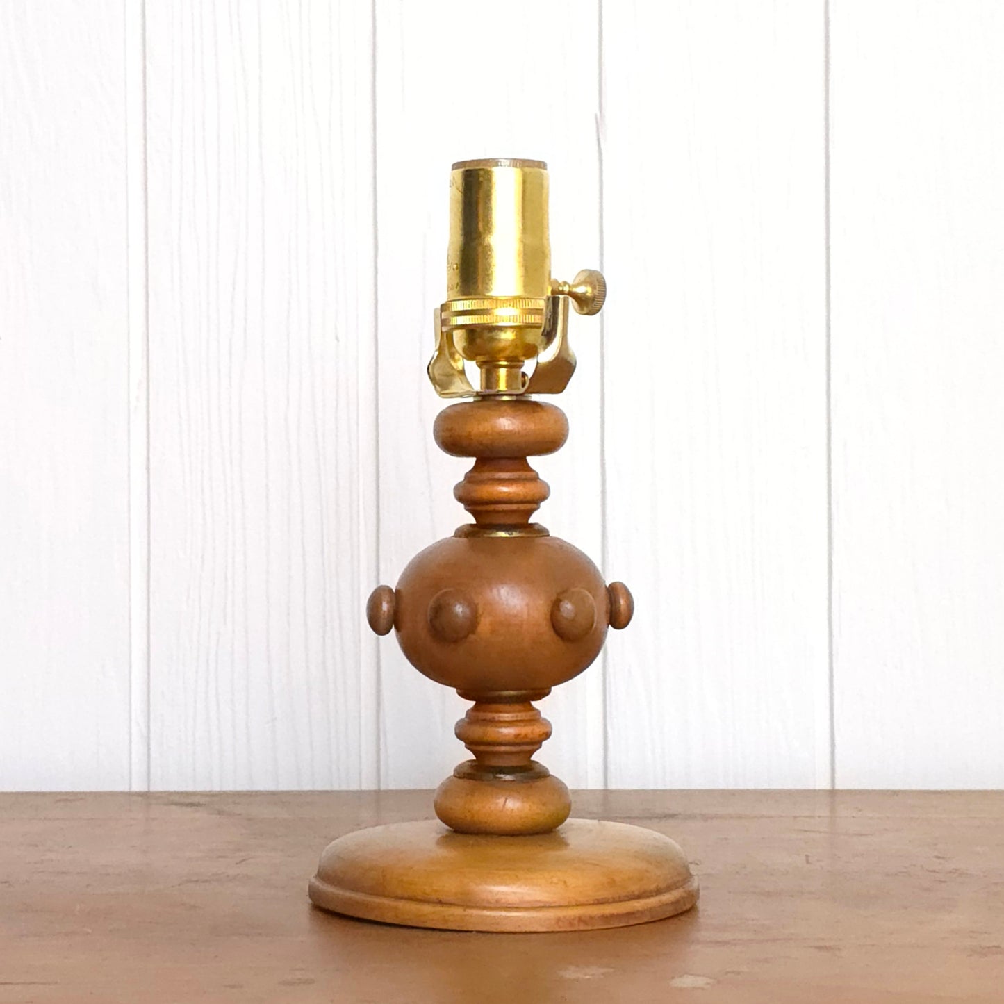 Vintage Folk Art Knobby Spindle Wooden Table Lamp