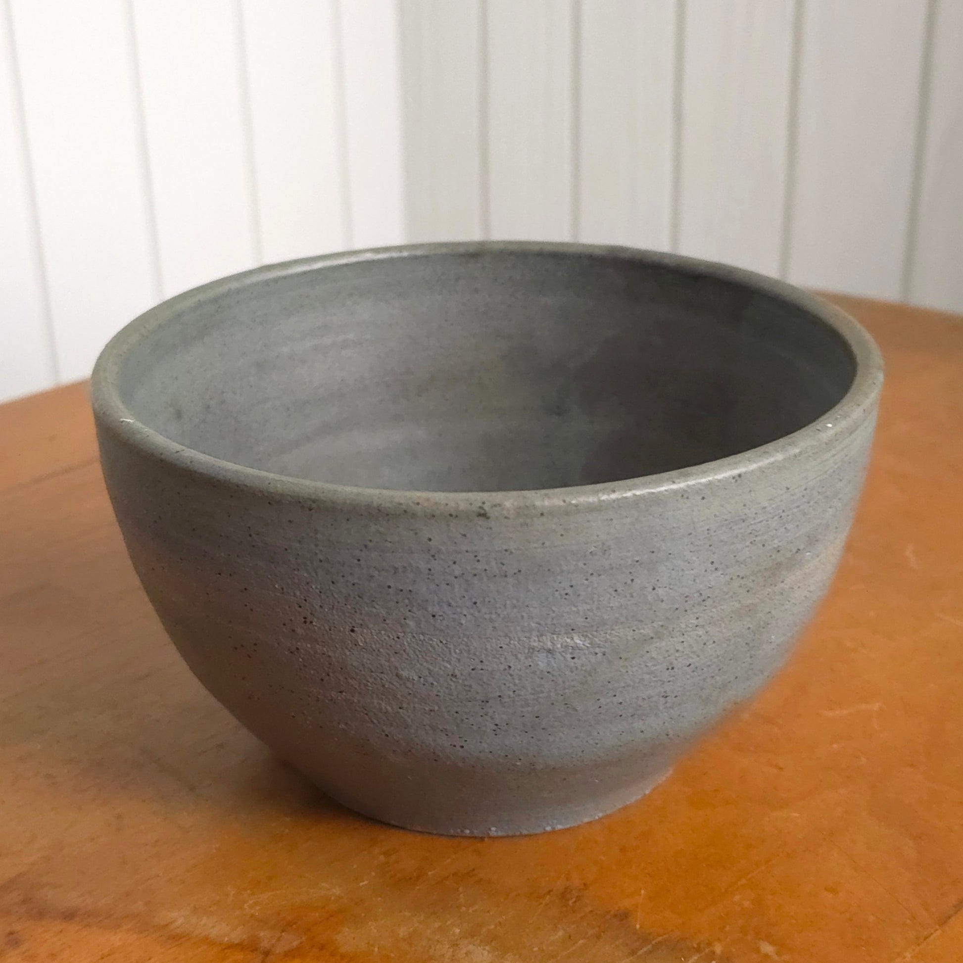 B Roberts 1969 Pottery Planter Bowl